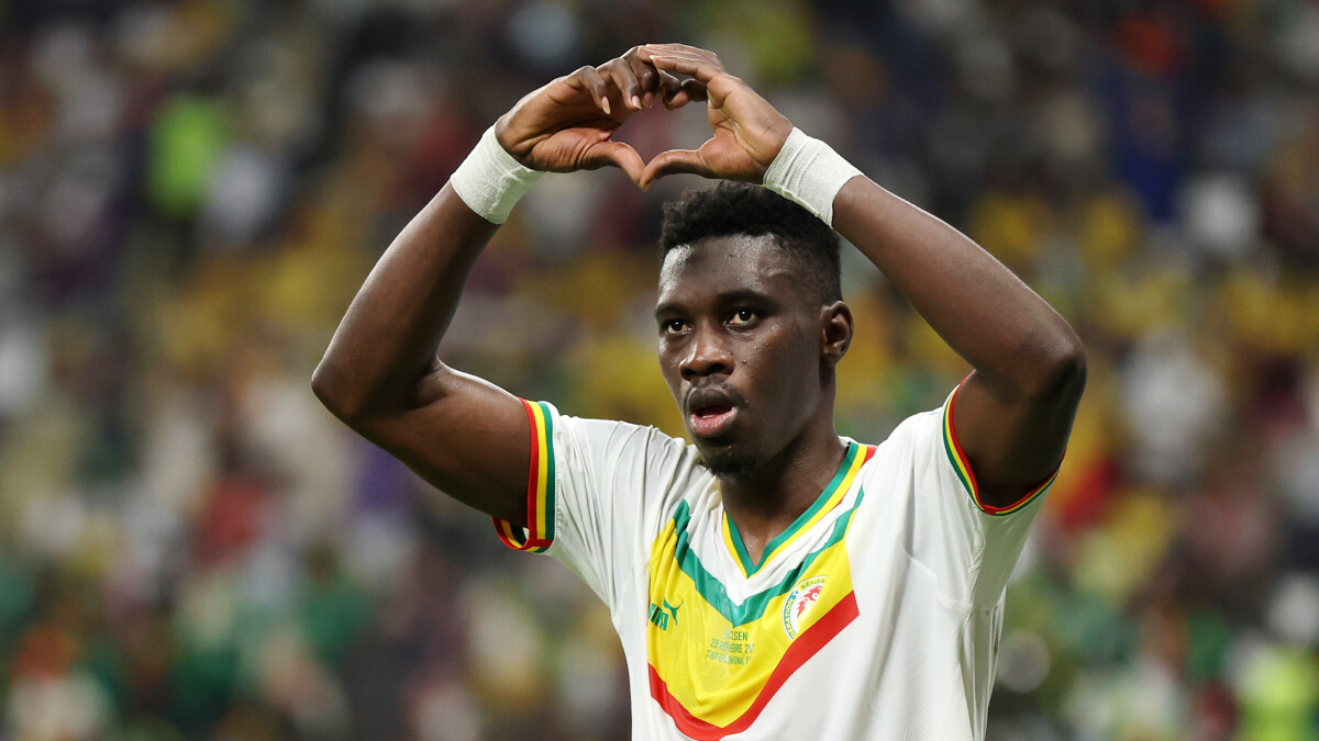 Senegal Advances To Last 16 At World Cup, Beats Ecuador 2-1