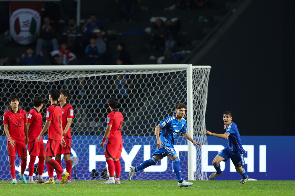 Italy v Korea Republic, Semi-finals