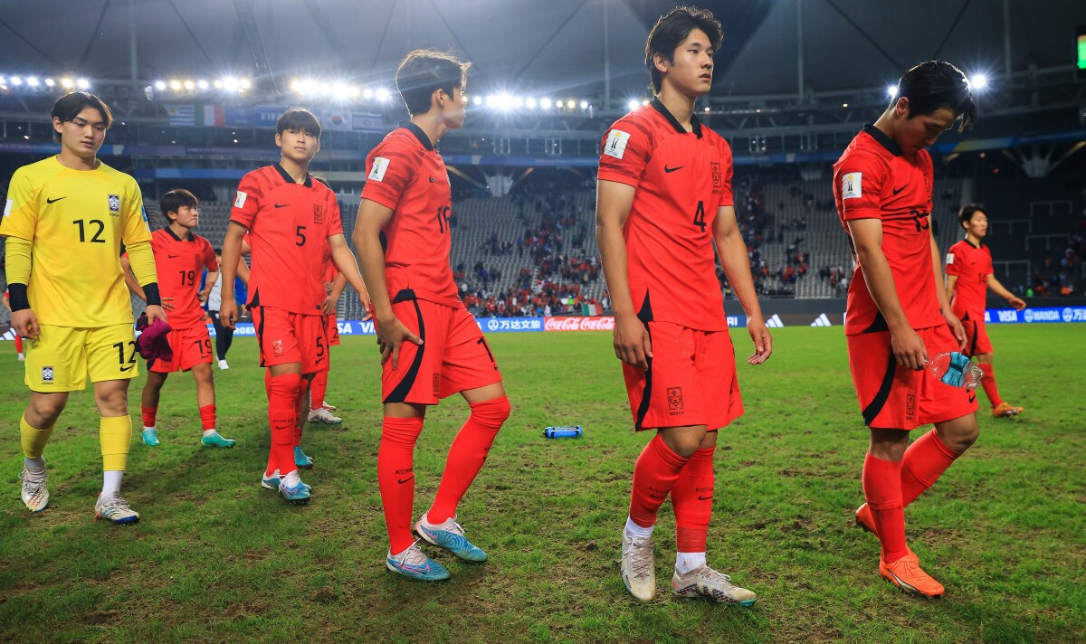 Italy v Korea Republic, Semi-finals