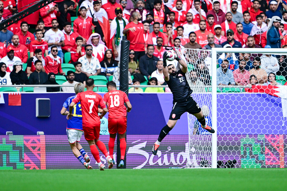 Images - R16: Bahrain V Japan