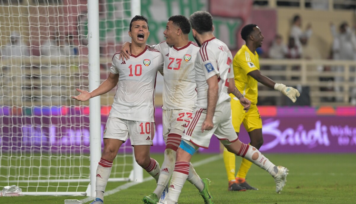 المجموعة الأولى: الإمارات 5 - قطر 0