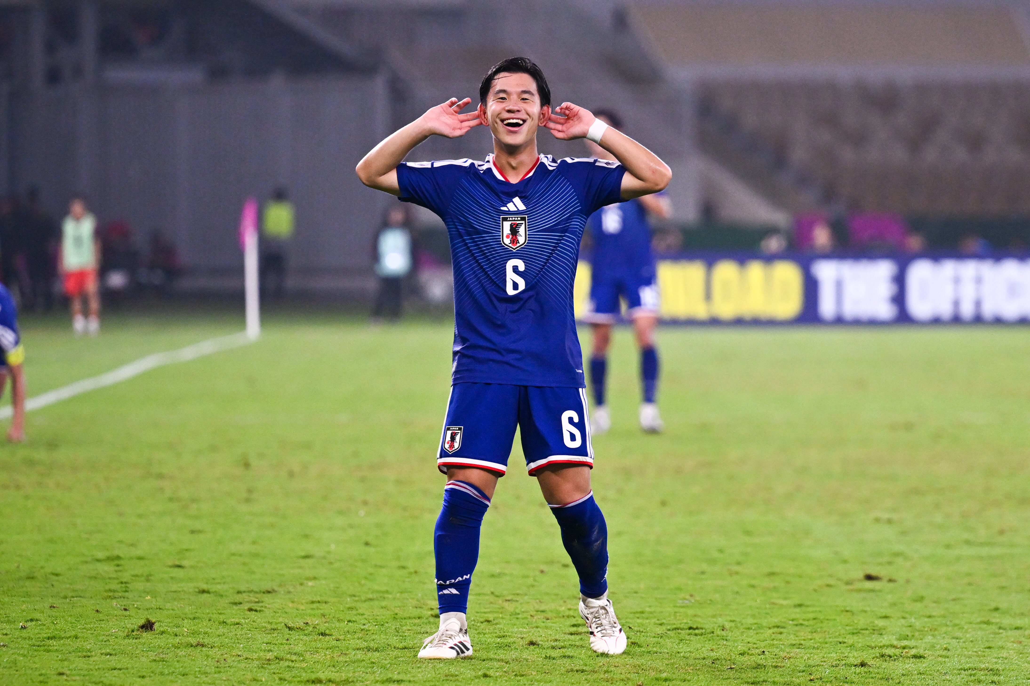 U23男足亚洲杯：国足U23决赛0比4不敌日本，收获亚军创队史最佳