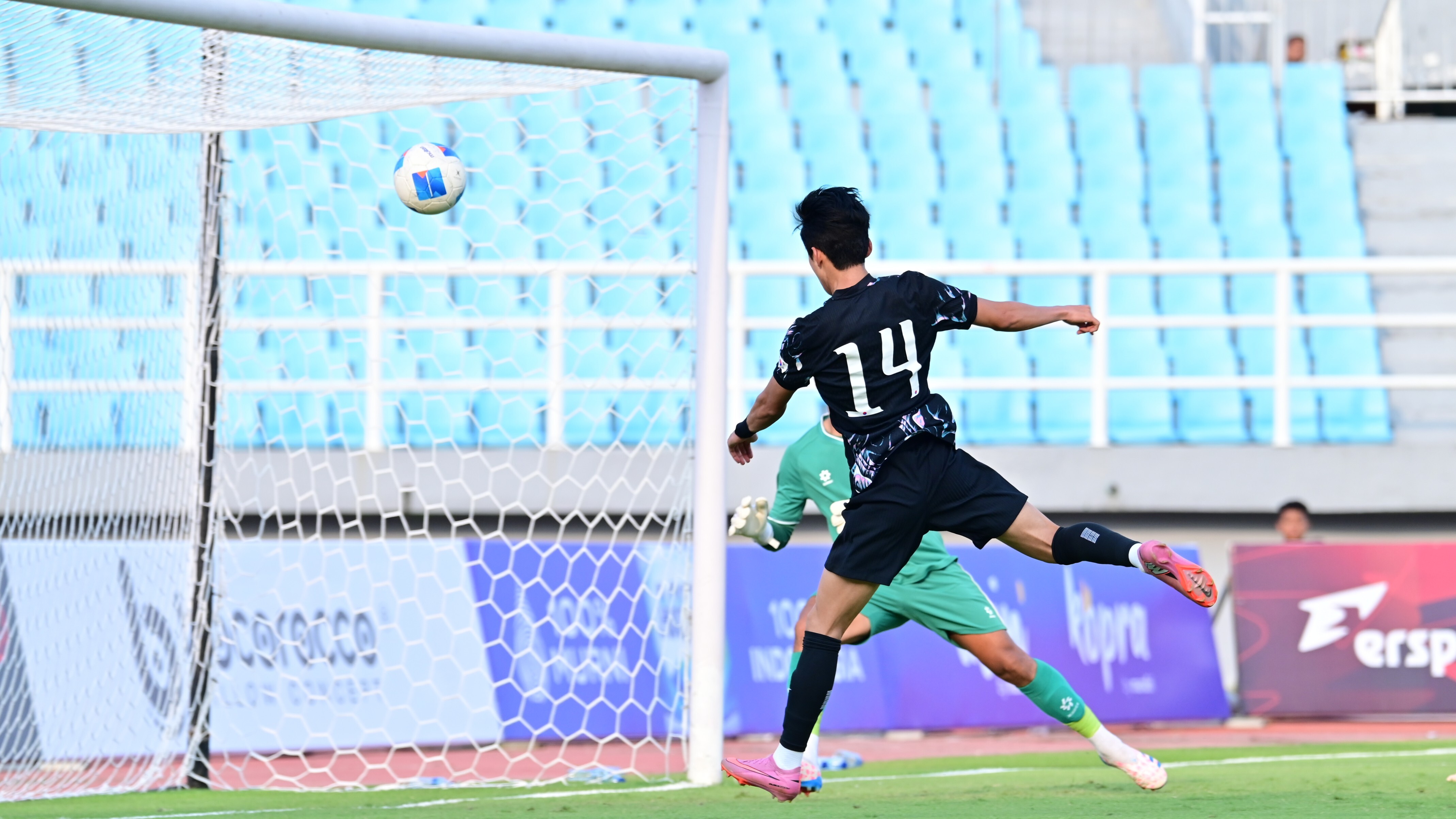 AFC U23 Asian Cup Qualifiers Group J: Laos 0 7 Korea Republic Macau