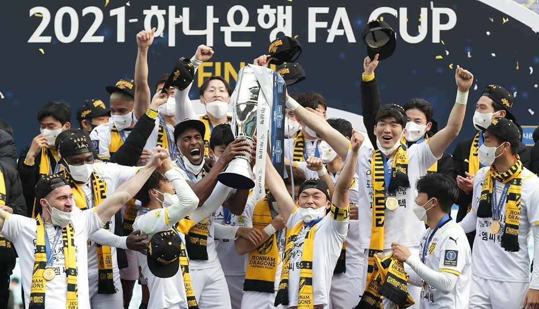 https://assets.the-afc.com/Domestic_Leagues/Asean_East/Jeonnam-Dragons-2021-Korea-FA-Cup-Winners.jpg