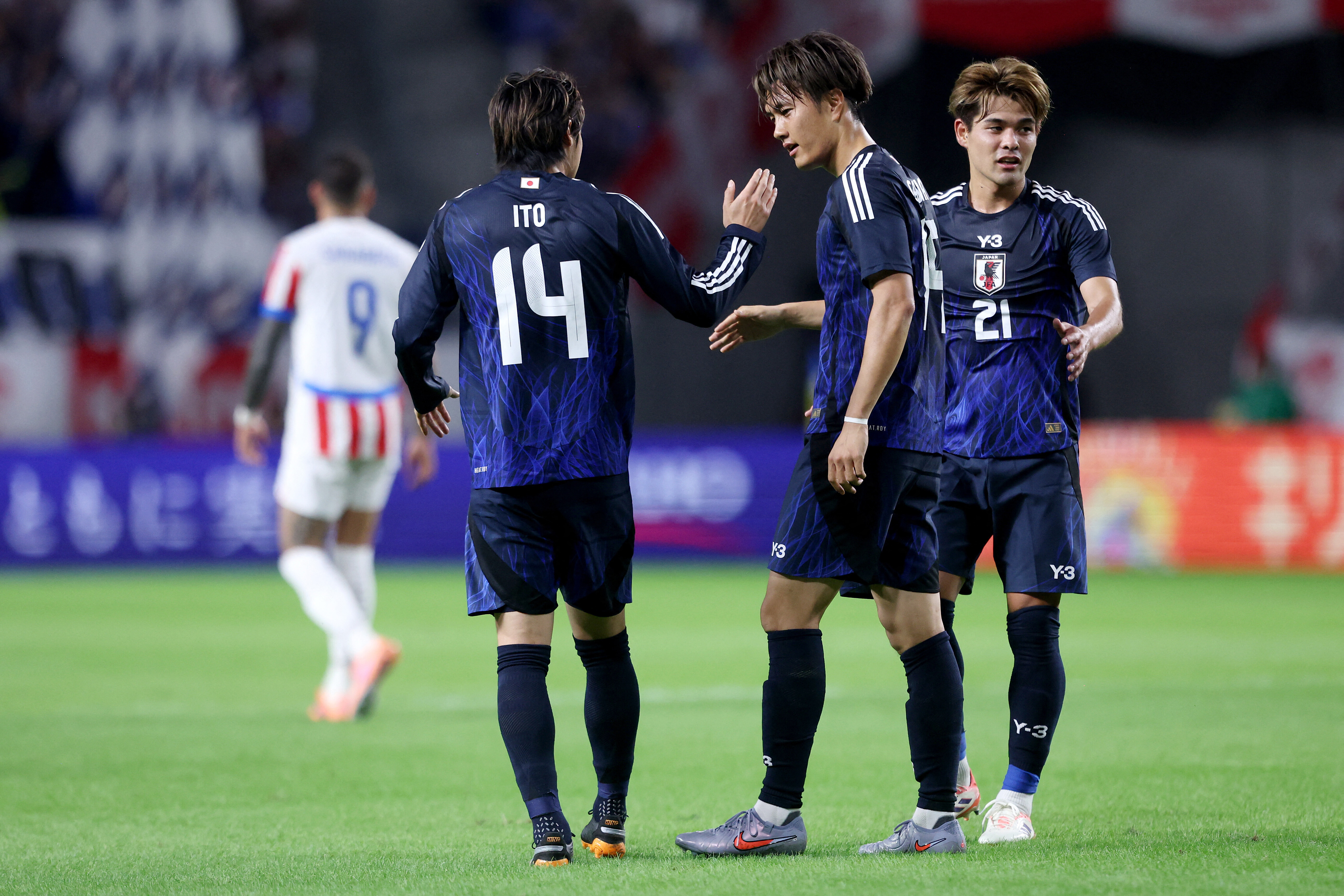 Japan fight back to hold Paraguay, Brazil cruise past Korea Republic