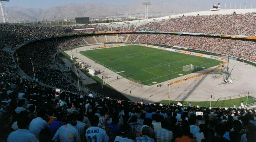 Stadion uz news. Стадион Азади Тегеран. Стадион уз янгиликлари. Стадион.уз Барса. Азади стадион Тегеран фото.