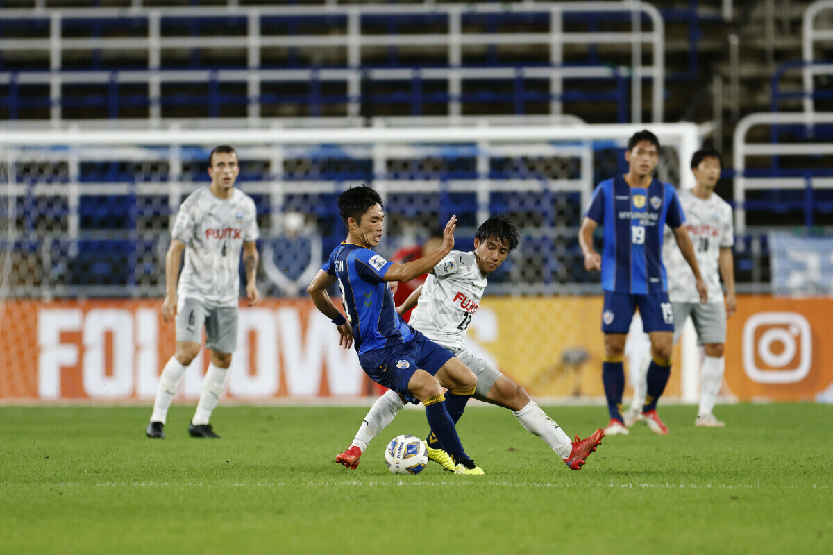 Ulsan Hyundai FC v Kawasaki Frontale