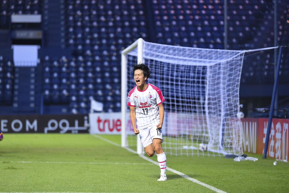 Football: Takashi Inui back at Cerezo Osaka after 10 yrs in Europe