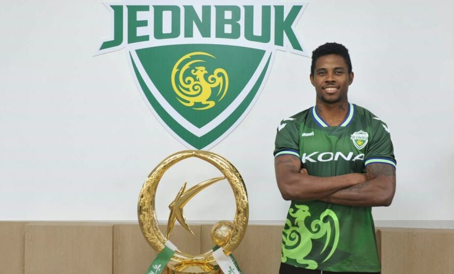 Adriano joins Jeonbuk Hyundai Motors