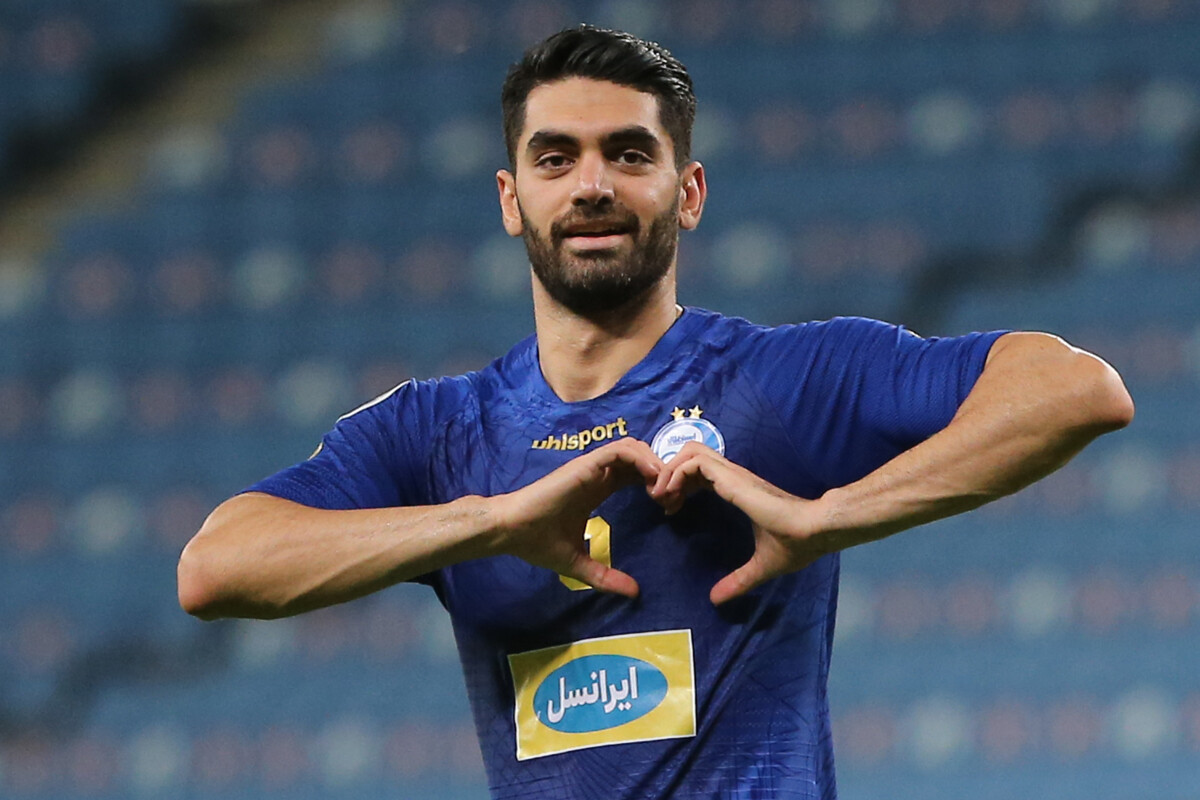 Ali Karimi thanks Esteghlal fans - Tehran Times