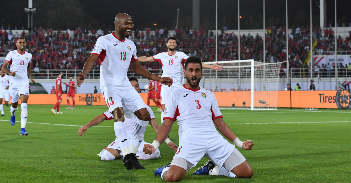 Amman, Jordan. 12th Oct, 2021. Players of Lebanon celebrate after the FIFA  World Cup Qatar 2022 Asian qualification football match between Syria and  Lebanon in Amman, Jordan, Oct. 12, 2021. Credit: Mohammad